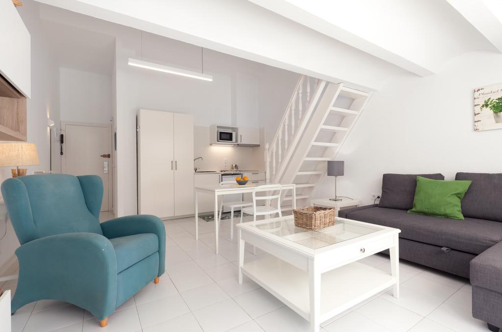 Apartamentos Mr La Racona Santa Llucia Kültér fotó